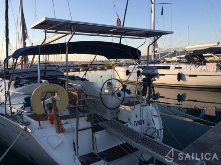 Dufour 385 - Yacht Charter Sailica