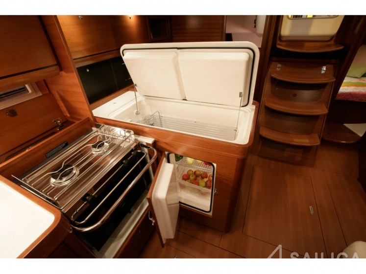 Dufour 405 - Yacht Charter Sailica