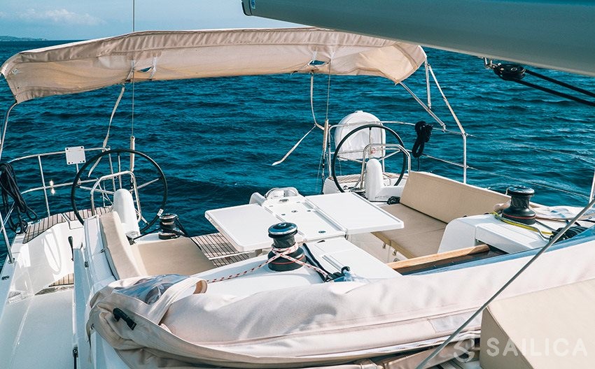 Sun Odyssey 490 - Yacht Charter Sailica