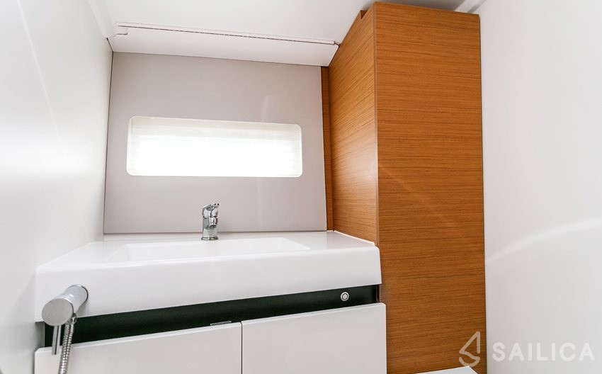 Sun Odyssey 490 - Yacht Charter Sailica