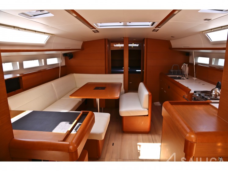 Sun Odyssey 509 - Yacht Charter Sailica