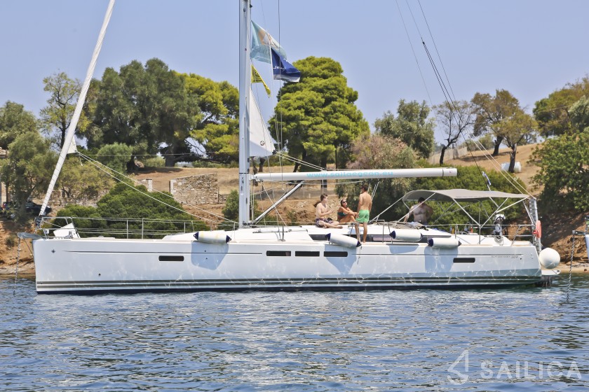 Sun Odyssey 509 - Yacht Charter Sailica
