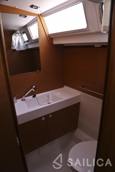 Sun Odyssey 469 - Yacht Charter Sailica