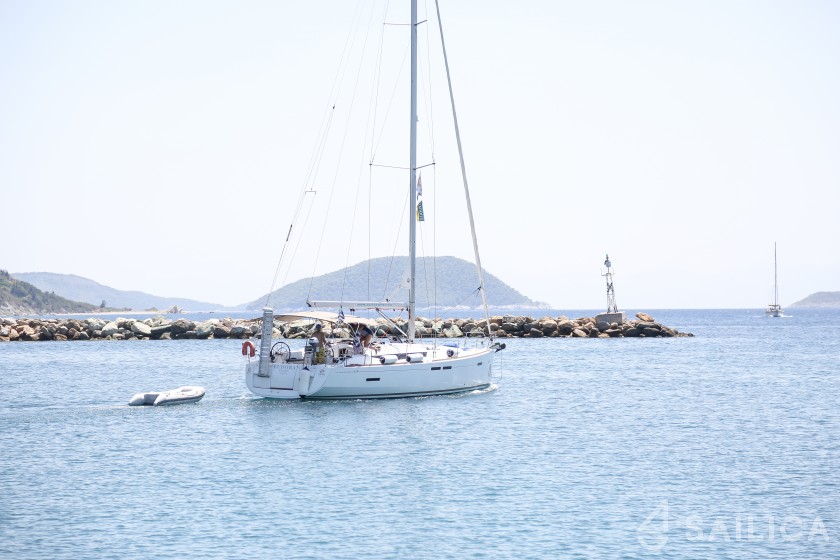 Sun Odyssey 439 - Yacht Charter Sailica
