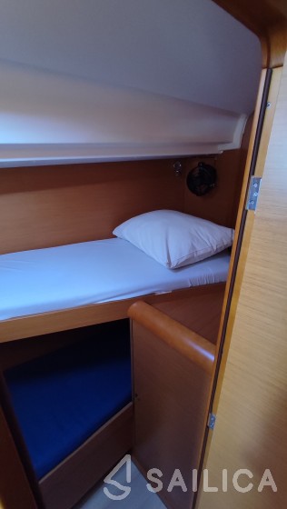 Sun Odyssey 439 - Yacht Charter Sailica