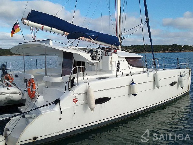 Lipari 41 - Yacht Charter Sailica