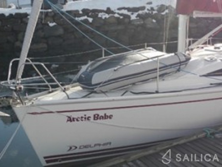 Delphia 33 - Yacht Charter Sailica