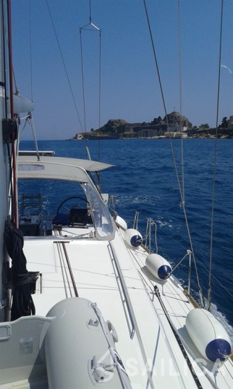 Oceanis 45 - Yacht Charter Sailica