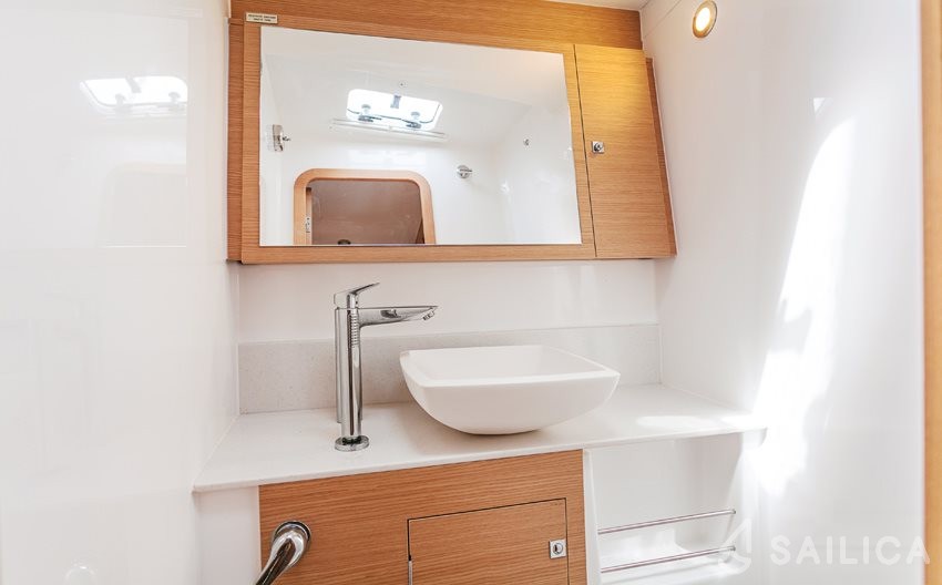 Dufour 56 Exclusive - Yacht Charter Sailica