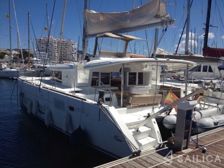 Lagoon 450 - Yacht Charter Sailica