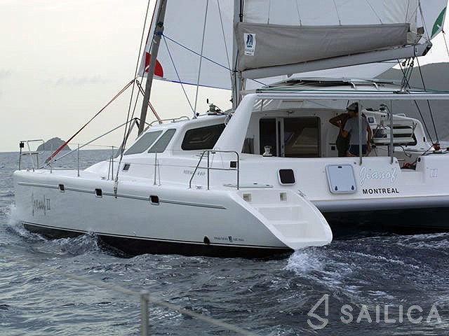 Voyage 440 - Yacht Charter Sailica
