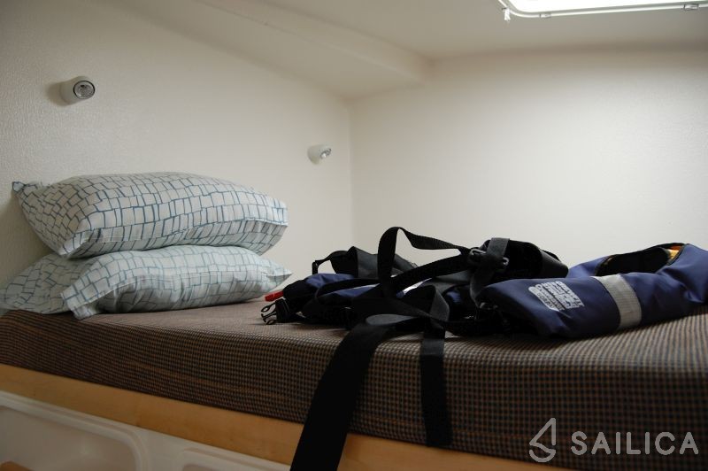 Voyage 440 - Yacht Charter Sailica