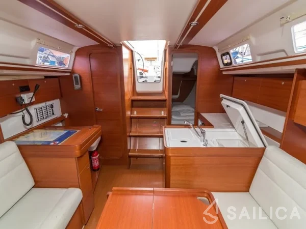 Dufour 335 Grand Large - Yacht Charter Sailica