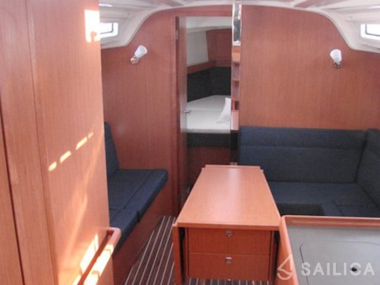 Bavaria 37 Cruiser - Yacht Charter Sailica