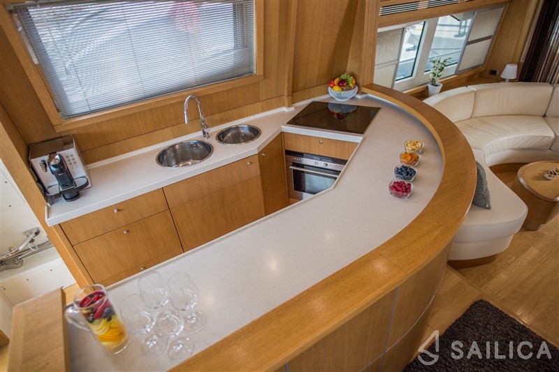 Abacus 70 - Yacht Charter Sailica