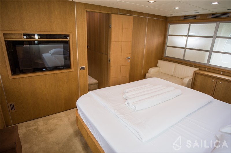Abacus 70 - Yacht Charter Sailica