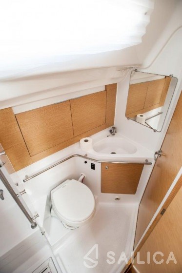 Elan 45 Impression - Yacht Charter Sailica