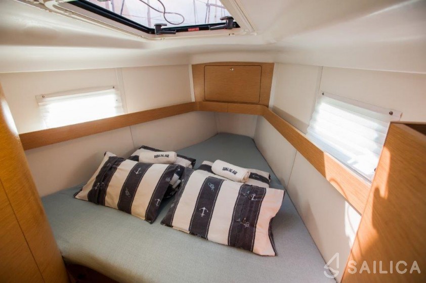 Elan 45 Impression - Yacht Charter Sailica