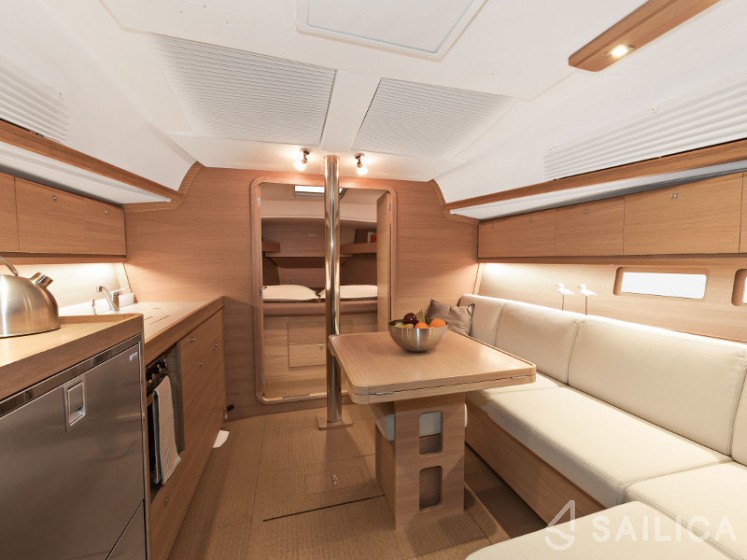 Dufour 382 GL - Yacht Charter Sailica