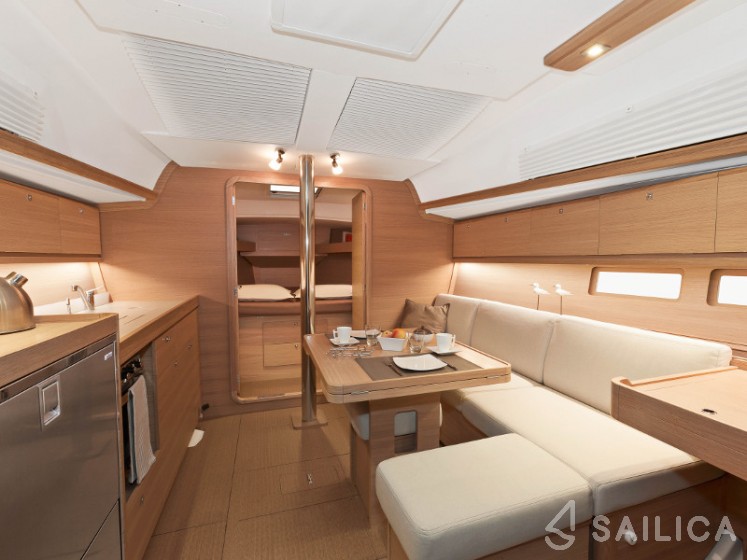 Dufour 382 GL - Yacht Charter Sailica
