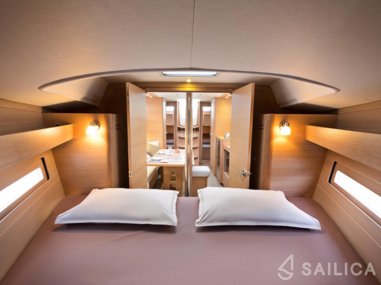 Dufour 382 GL - Yacht Charter Sailica