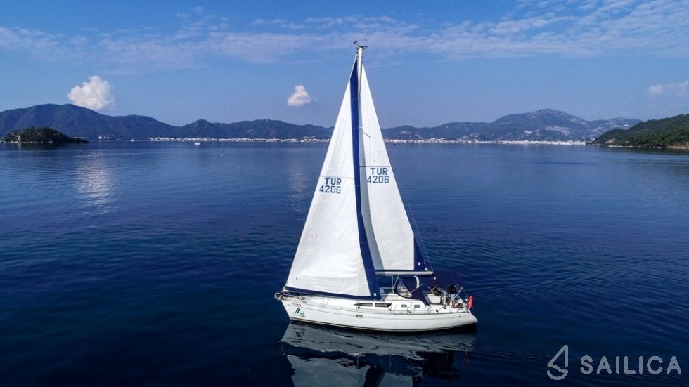 Sun Odyssey 37 - Yacht Charter Sailica