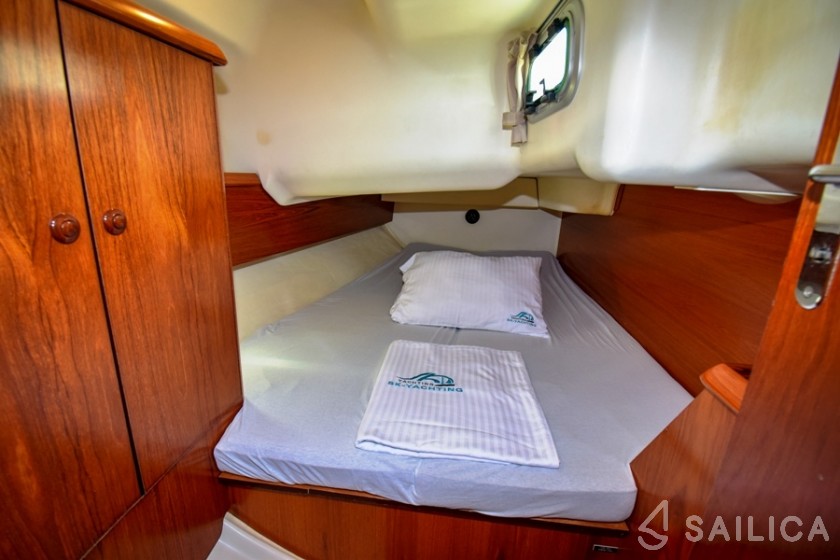 Sun Odyssey 37 - Yacht Charter Sailica