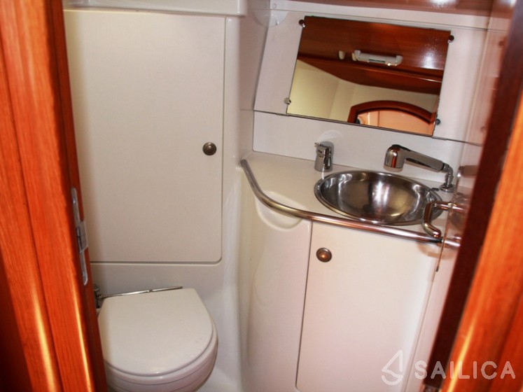 Sun Odyssey 37 - Yacht Charter Sailica
