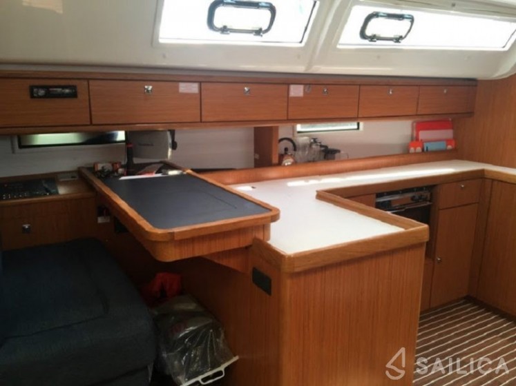 Bavaria 51 Cruiser - Yacht Charter Sailica