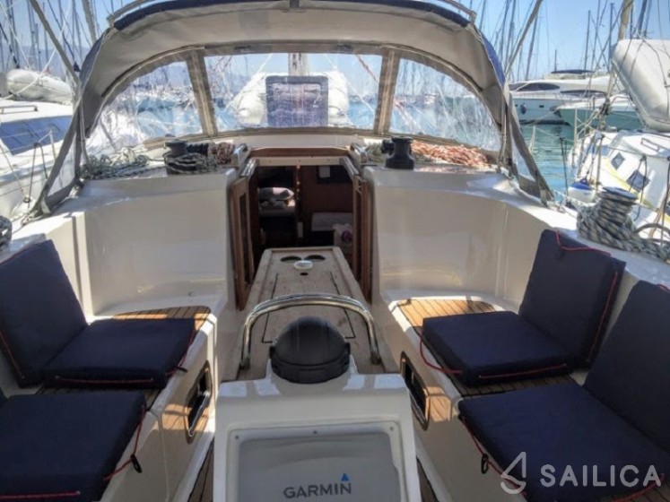 Bavaria 41 Cruiser - Yacht Charter Sailica