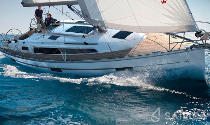 Bavaria 37 Cruiser - Yacht Charter Sailica