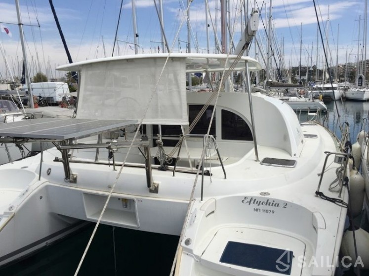 Lagoon 380 - Yacht Charter Sailica