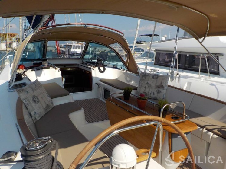 Sun Odyssey 54DS - Yacht Charter Sailica
