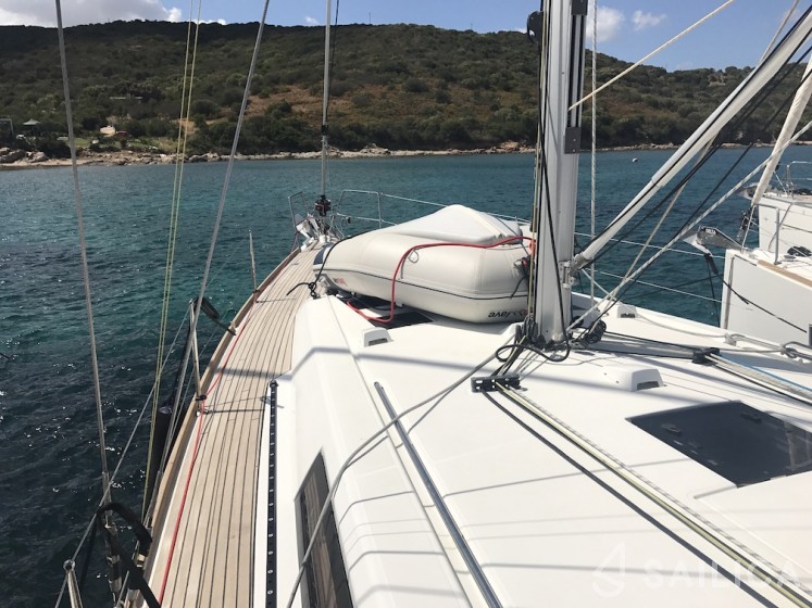 Oceanis 45 - Yacht Charter Sailica