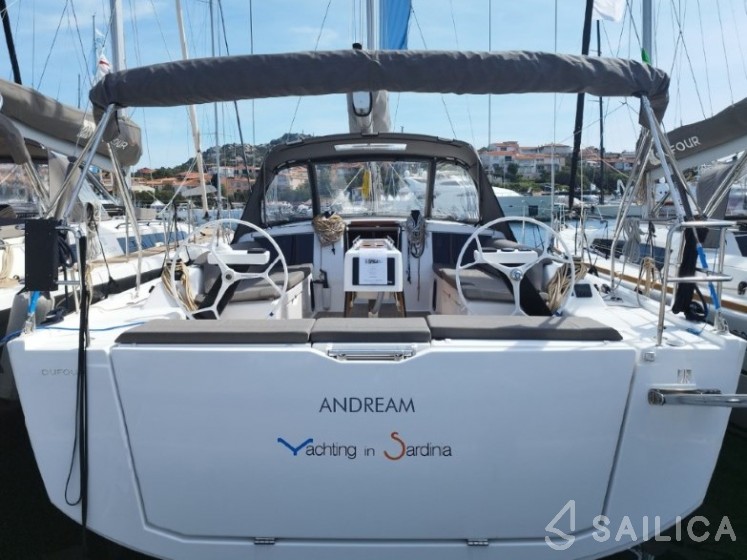 Dufour 430 - Yacht Charter Sailica