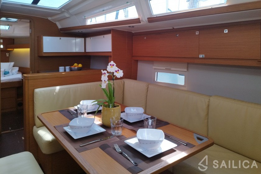 Dufour 430 - Yacht Charter Sailica