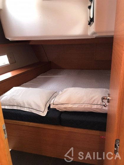Dufour 470 - Yacht Charter Sailica