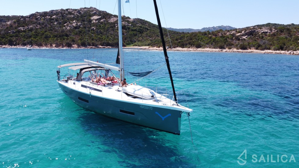 Dufour 530 - Yacht Charter Sailica