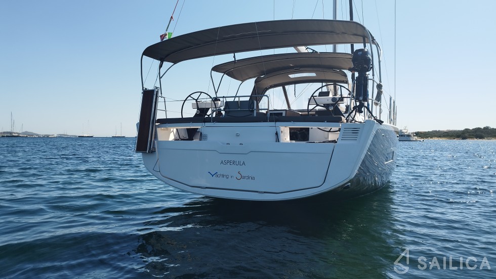 Dufour 530 - Yacht Charter Sailica