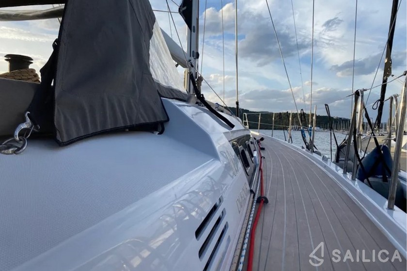 Dufour 56 Exclusive - Yacht Charter Sailica