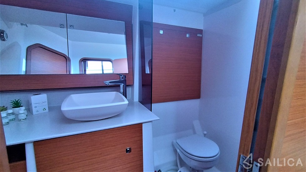 Dufour 56 Exclusive - Yacht Charter Sailica
