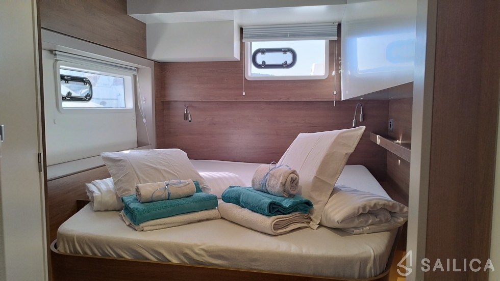 Bali 4.4 - Yacht Charter Sailica