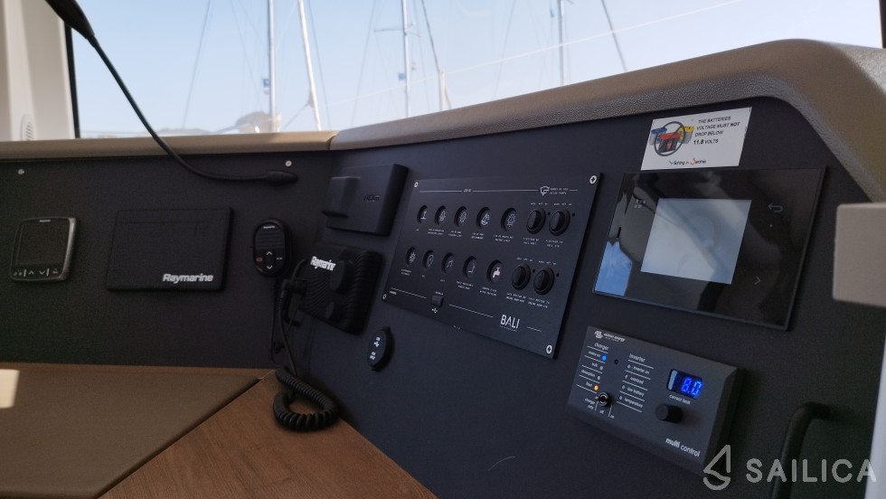 Bali 4.4 - Yacht Charter Sailica