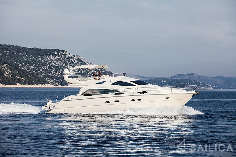 Aicon 56 - Yacht Charter Sailica