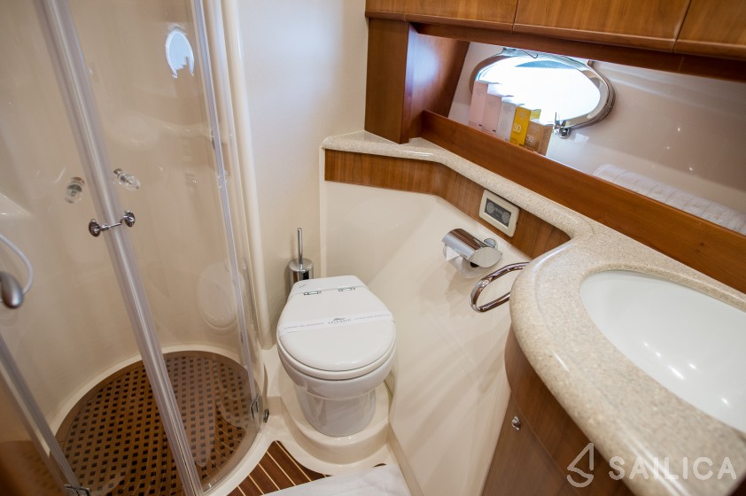 Aicon 56 - Yacht Charter Sailica