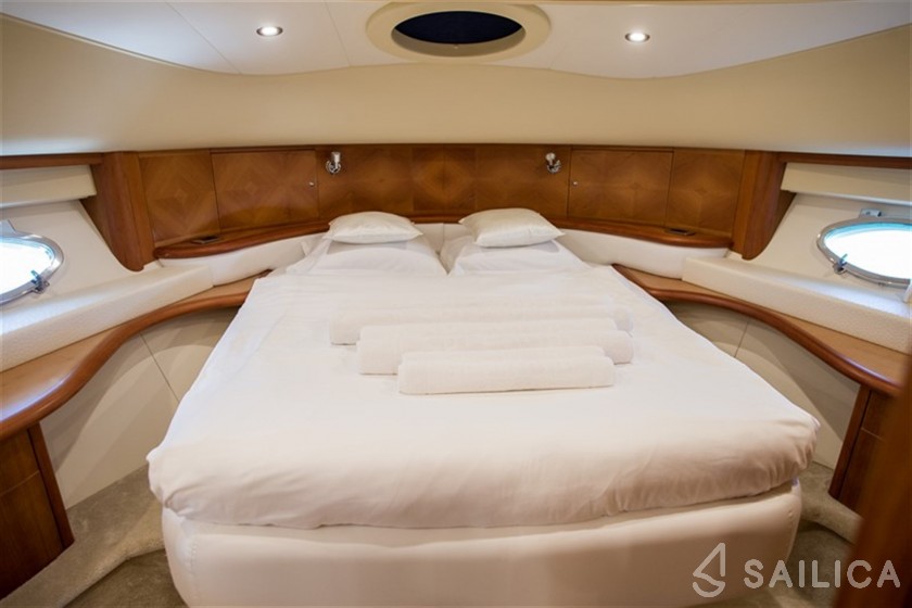 Aicon 56 - Yacht Charter Sailica
