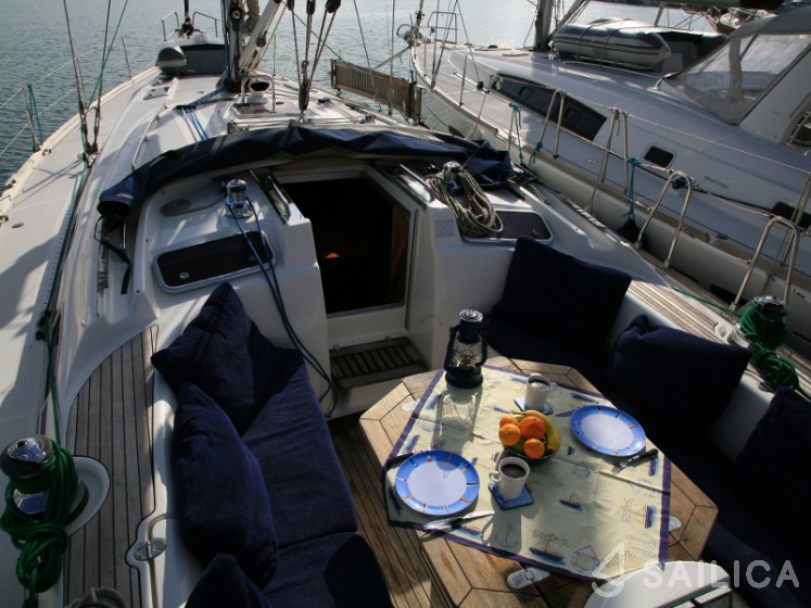 Bavaria 46 Cruiser - Yacht Charter Sailica