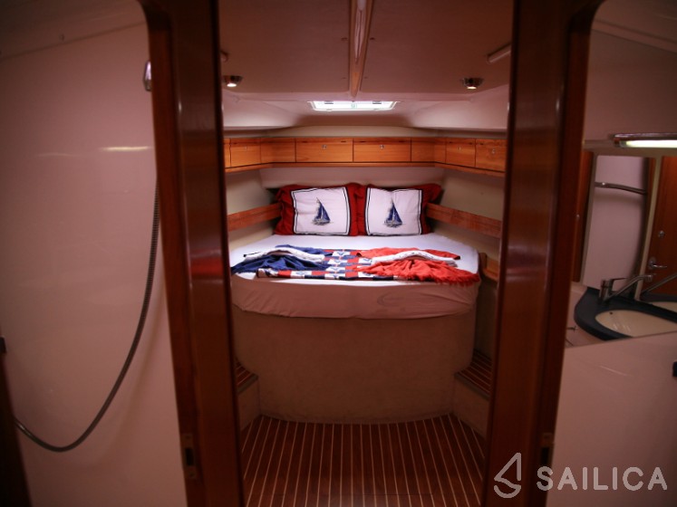 Bavaria 46 Cruiser - Yacht Charter Sailica