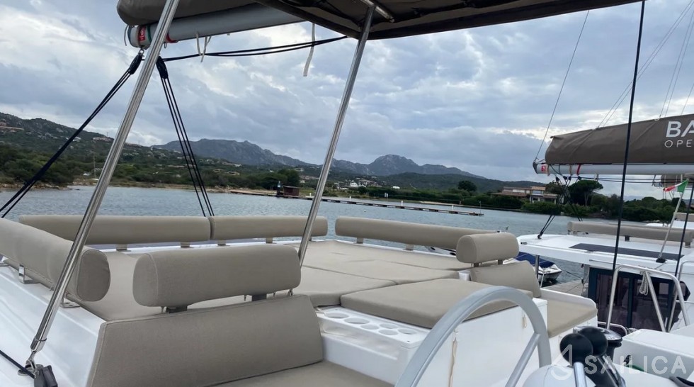 Bali Catspace - Yacht Charter Sailica