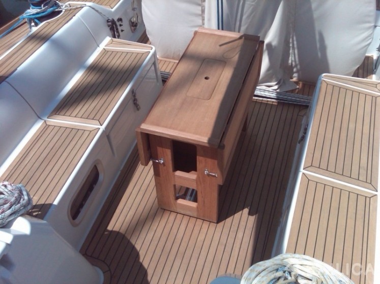 Grand Soleil 45 - Yacht Charter Sailica